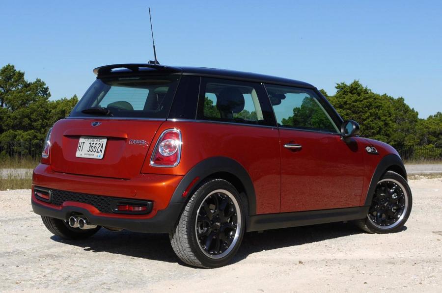  Mini Cooper S 2011 года  (фото 35 из 71)